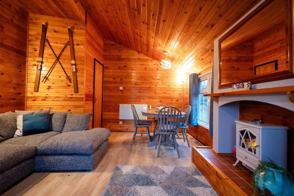 Rural Log Cabin In Snowdonia Near Coed Y Brenin By Seren Short Stays Ffestiniog Buitenkant foto
