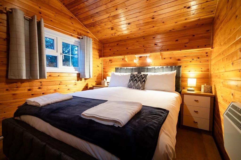Rural Log Cabin In Snowdonia Near Coed Y Brenin By Seren Short Stays Ffestiniog Buitenkant foto