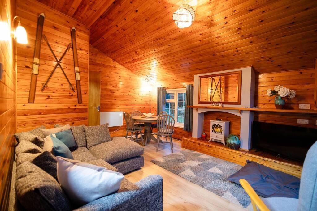 Rural Log Cabin In Snowdonia Near Coed Y Brenin By Seren Short Stays Ffestiniog Buitenkant foto