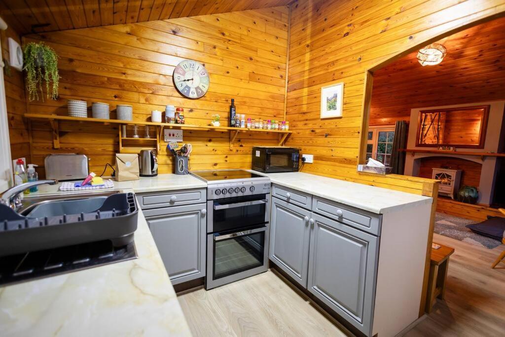 Rural Log Cabin In Snowdonia Near Coed Y Brenin By Seren Short Stays Ffestiniog Buitenkant foto