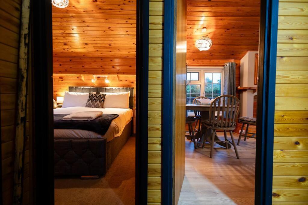 Rural Log Cabin In Snowdonia Near Coed Y Brenin By Seren Short Stays Ffestiniog Buitenkant foto